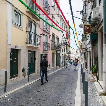 Historical Alfama, Building Top, 5Mn To Train And Subway Lisbon Exterior photo