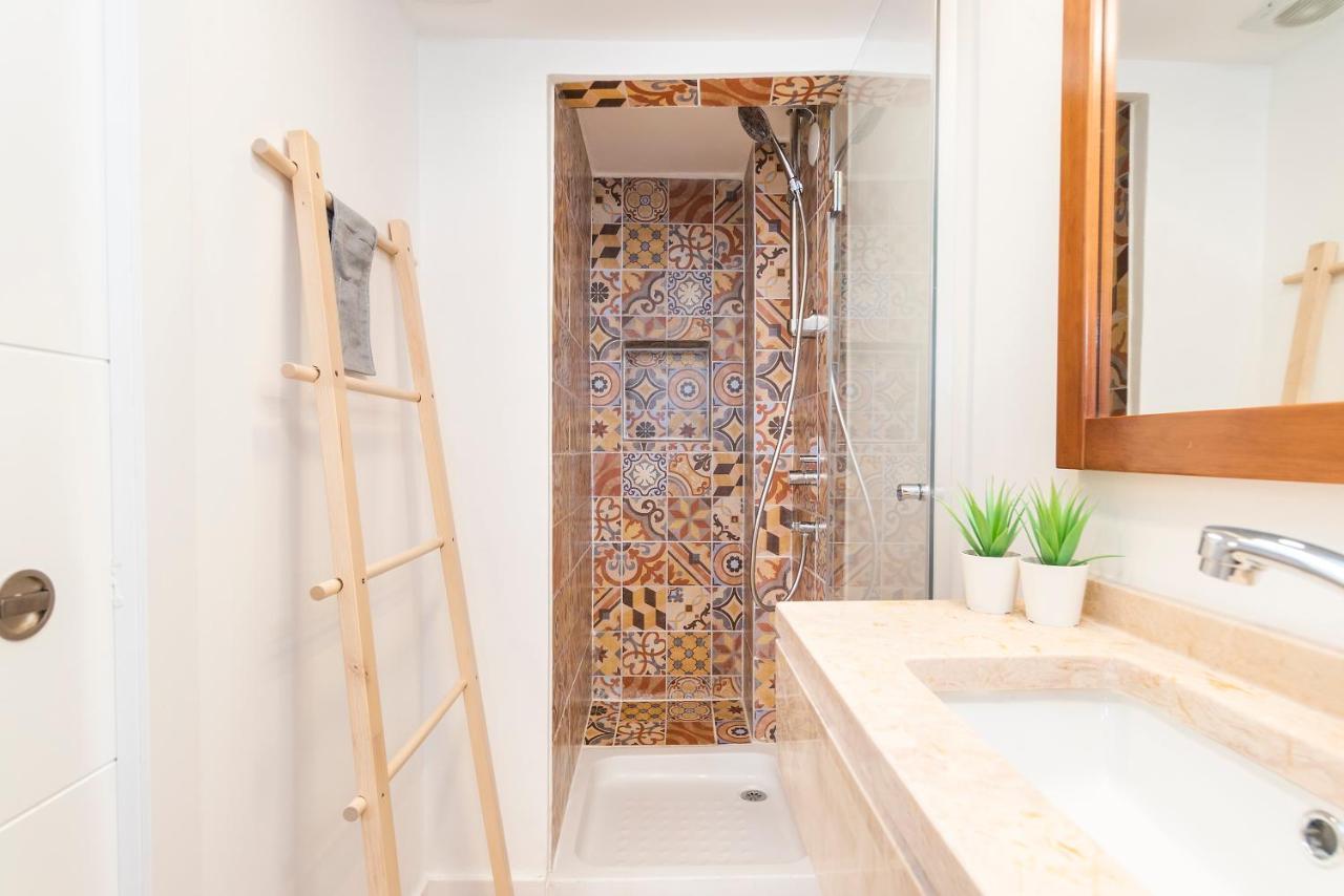 Apartamento Historical Alfama, Building Top, 5mn To Train And Subway Lisboa