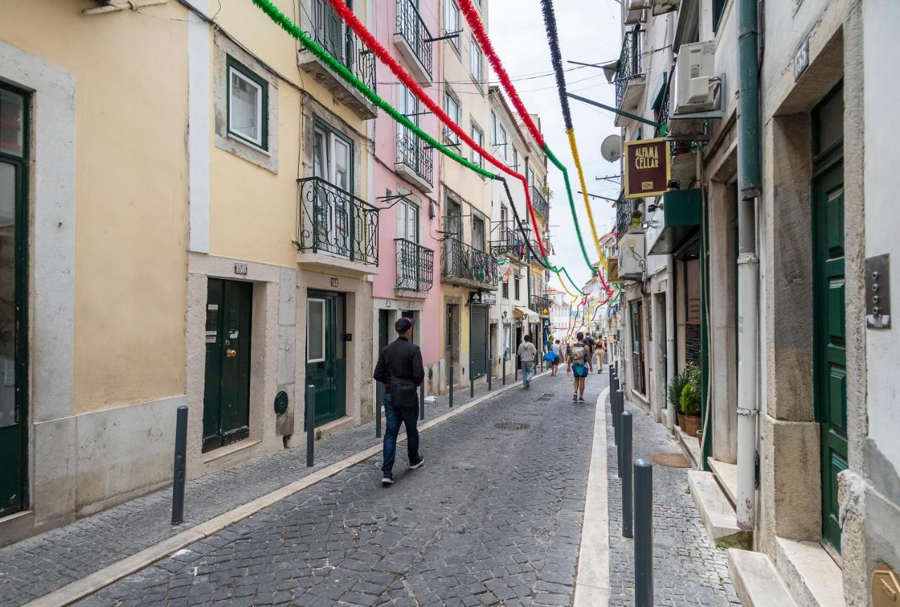 Historical Alfama, Building Top, 5mn To Train And Subway * Lisboa